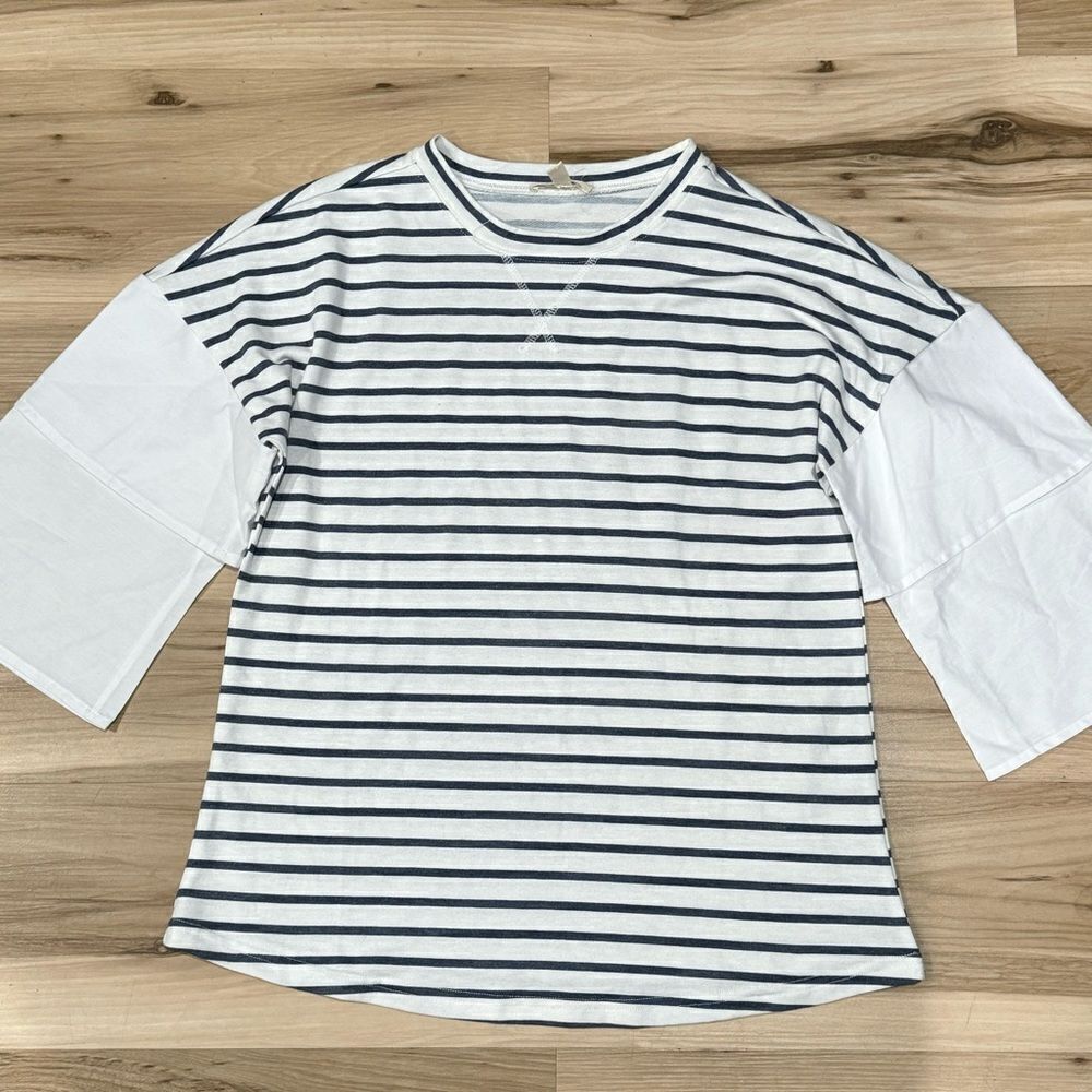 Como Blu Striped Ruffle Sleeve Top Blouse Women’s Small